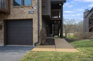 5107 Hollow Wood Ct, Saint Louis, MO 63128 - Photo 2