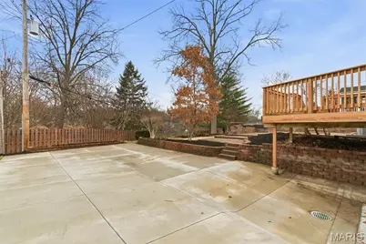 852 Berick Drive, University City, MO 63132 - Photo 42