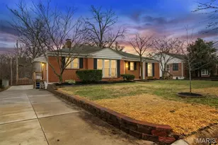 852 Berick Dr, University City, MO 63132 - Photo 1