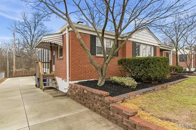 852 Berick Drive, University City, MO 63132 - Photo 36