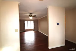 736 Henry Ave, Ballwin, MO 63011 - Photo 4