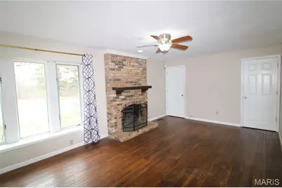 736 Henry Avenue, Ballwin, MO 63011 - Photo 6