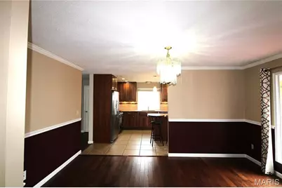 736 Henry Avenue, Ballwin, MO 63011 - Photo 10