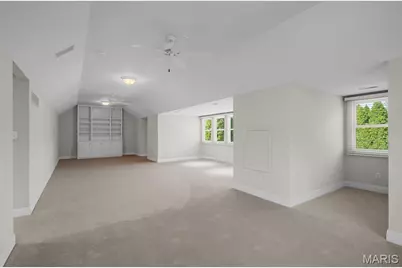 17702 Horse Creek Court, Chesterfield, MO 63005 - Photo 38