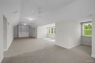 17702 Horse Creek Ct, Chesterfield, MO 63005 - Photo 38