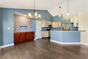 215 Hunters Chase St, Unincorporated, MO 63389 - Photo 8