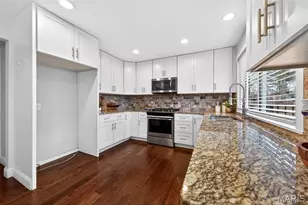 416 Caprice Gardens Ct, Ballwin, MO 63011 - Photo 20