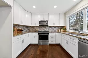 416 Caprice Gardens Ct, Ballwin, MO 63011 - Photo 22