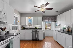 8633 Rosalie Ave, Brentwood, MO 63144 - Photo 10