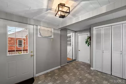 8633 Rosalie Avenue, Brentwood, MO 63144 - Photo 14