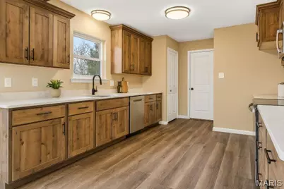 830 Stone Gate Drive, De Soto, MO 63020 - Photo 10