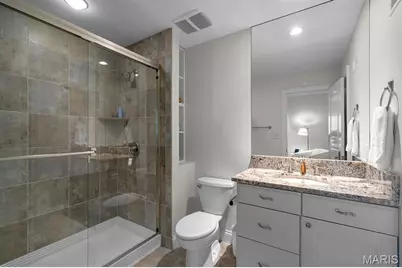 12 Ladue Manor, Ladue, MO 63124 - Photo 44