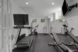 12 Ladue Manor, Ladue, MO 63124 - Photo 56