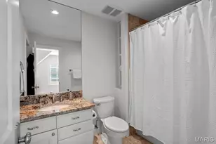 12 Ladue Manor, Ladue, MO 63124 - Photo 38