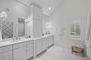 12 Ladue Manor, Ladue, MO 63124 - Photo 32