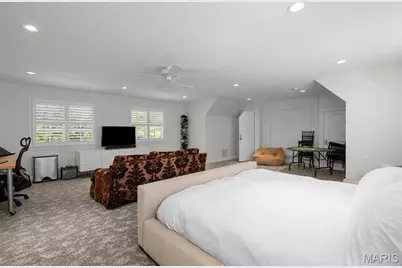 12 Ladue Manor, Ladue, MO 63124 - Photo 70