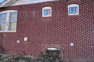 1200 Gruner Pl, Pagedale, MO 63133 - Photo 10