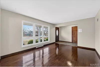 12055 Charwick Drive, Unincorporated, MO 63128 - Photo 6