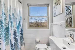 3 Delcrest Ct, University City, MO 63124 - Photo 26