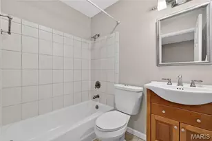 15424 Country Ridge Dr, Chesterfield, MO 63017 - Photo 20