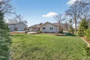 15424 Country Ridge Dr, Chesterfield, MO 63017 - Photo 30