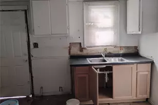 2014 Kappel Dr, Saint Louis, MO 63136 - Photo 10