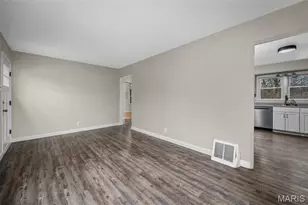 1653 Crabapple Ln, Webster Groves, MO 63119 - Photo 10