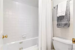 1121 Westmoor Pl, Town and Country, MO 63131 - Photo 32