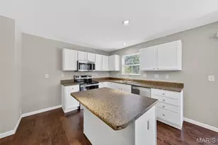 156 Sweetgum Dr, Troy, MO 63379 - Photo 12