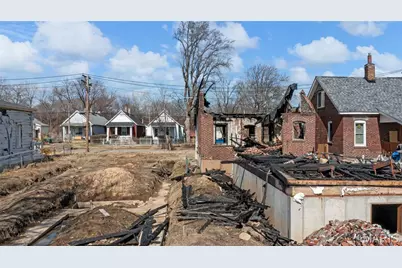 6818 Magnolia Avenue, Saint Louis, MO 63143 - Photo 1