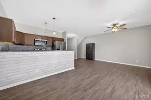 201 Old Schaeffer Ln, O'Fallon, MO 63366 - Photo 12