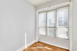 953 Catalpa St, Saint Louis, MO 63112 - Photo 6