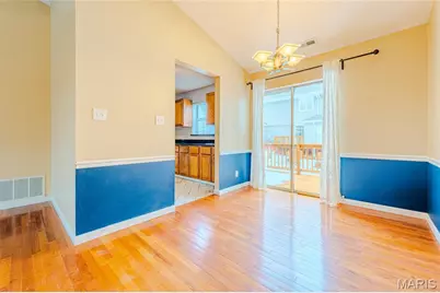 1465 Bobolink Place, Brentwood, MO 63144 - Photo 6