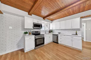 10022 Killoren Dr, Saint Louis, MO 63123 - Photo 12