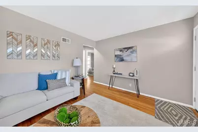 10022 Killoren Drive, Saint Louis, MO 63123 - Photo 6