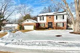 6127 Barrington Oaks Dr, Cedar Hill, MO 63016 - Photo 2