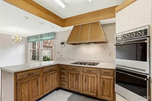 210 New Salem Dr, Creve Coeur, MO 63141 - Photo 24