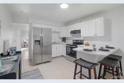 9845 Dennis Drive, Saint Louis, MO 63136 - Photo 6