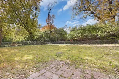 9845 Dennis Drive, Saint Louis, MO 63136 - Photo 22