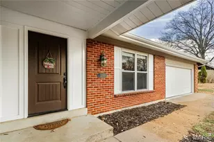 318 Statewood Dr, Ballwin, MO 63021 - Photo 4