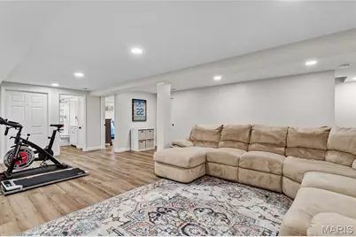 318 Statewood Drive, Ballwin, MO 63021 - Photo 32