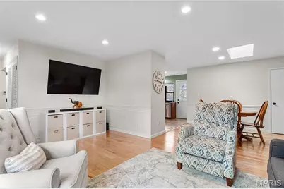 318 Statewood Drive, Ballwin, MO 63021 - Photo 8