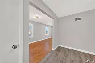 2506 Shannonaire Dr, Saint Louis, MO 63136 - Photo 14