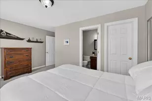 17601 Burnham Ct, Chesterfield, MO 63005 - Photo 48