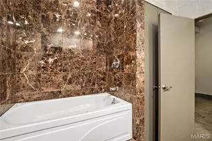 701 N 15th St, Saint Louis, MO 63103 - Photo 16