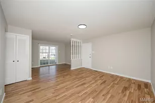 4353 Chateau De Ville Dr, Saint Louis, MO 63129 - Photo 8