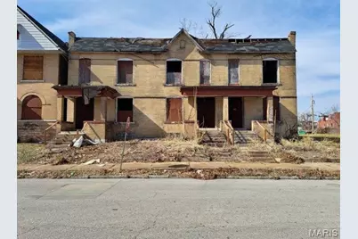 1131 Walton Avenue, Saint Louis, MO 63113 - Photo 1
