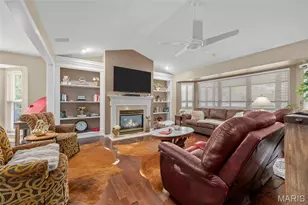 818 Brae Ct, Chesterfield, MO 63017 - Photo 12