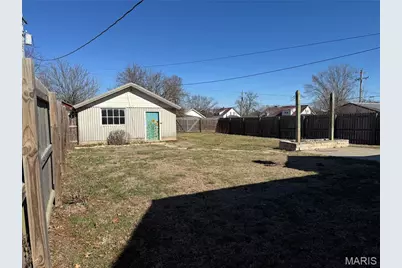 107 E Franklin Avenue, Robertsville, MO 65066 - Photo 2