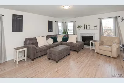 3312 Charlestowne Crossing Drive, Saint Charles, MO 63301 - Photo 2
